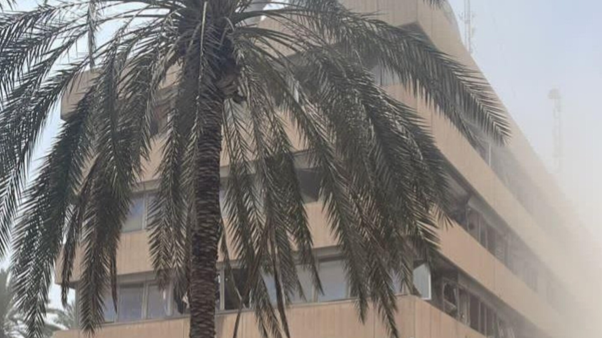 خسارت شدید بر اثر موج انفجار بندر رجایی