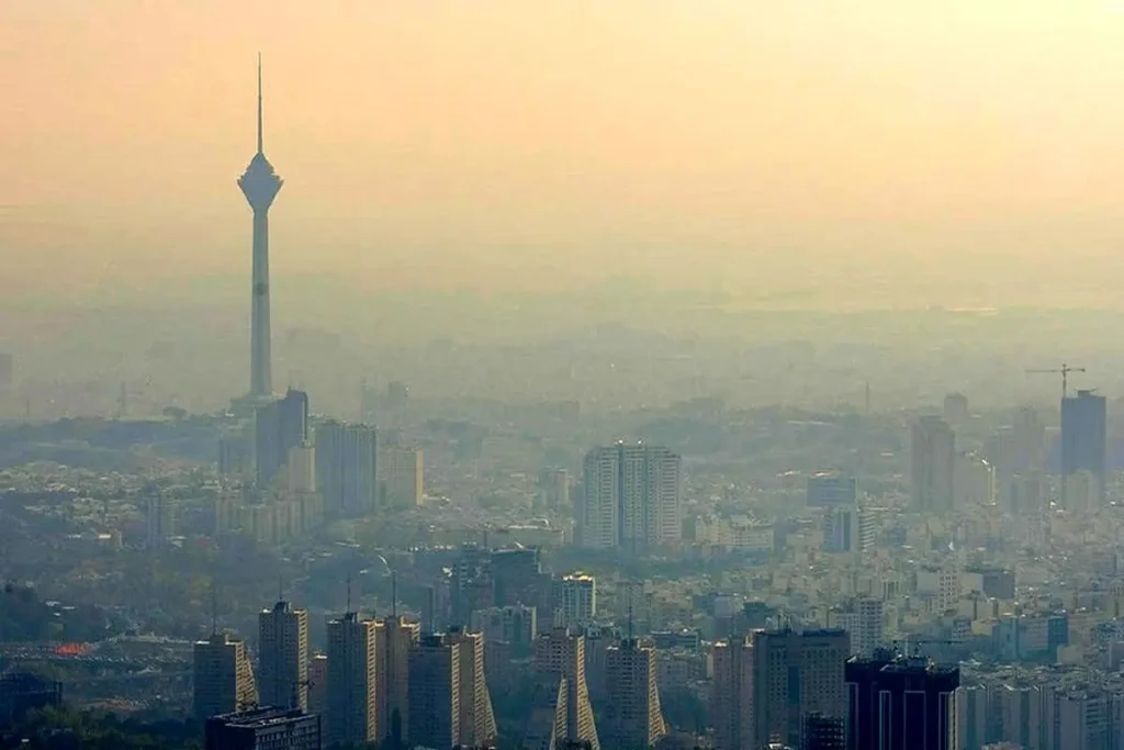 ناسالم بودن هوای تهران و مراقبت از سقوط اجسام در گردوخاک