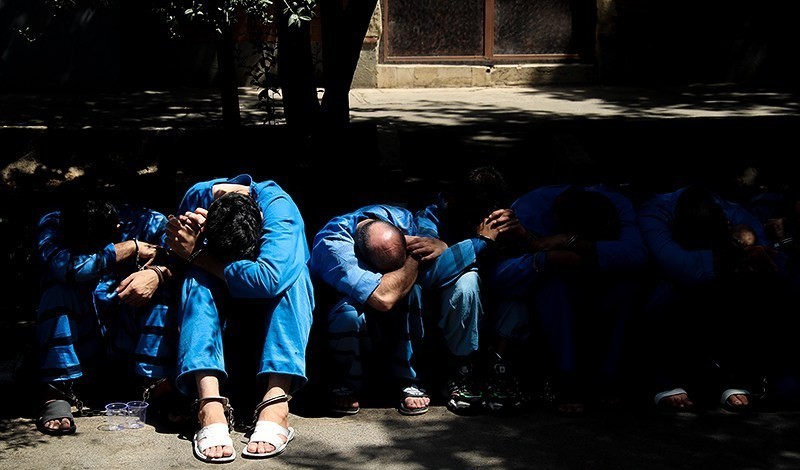 3 شرور مهاجم به مأموران در طرح جمعآوری اتباع بازداشت شدند 1 3 شرور مهاجم به مأموران در طرح جمعآوری اتباع بازداشت شدند