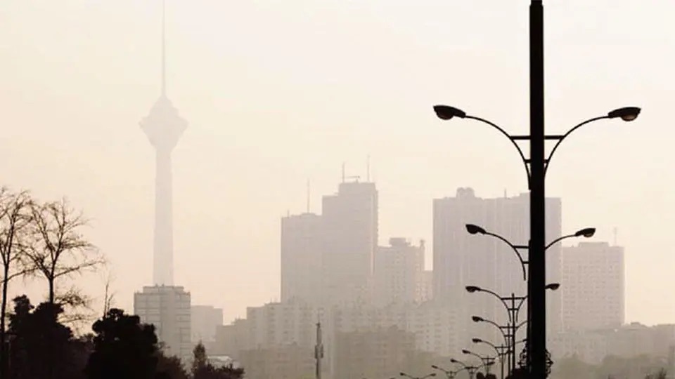گردوغبار تا آخر تابستان در تهران ادامه دارد 1 گردوغبار تا آخر تابستان در تهران ادامه دارد