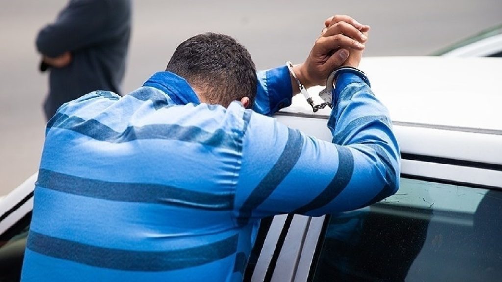بازداشت شرور فراری با سلاح گرم در شهرری توسط پلیس
