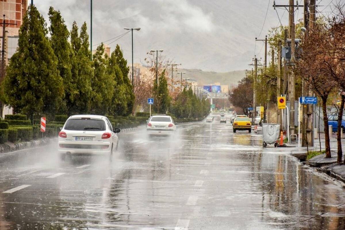 19 مرداد رگبار و رعدوبرق در نوار شمالی و غربی ایران
