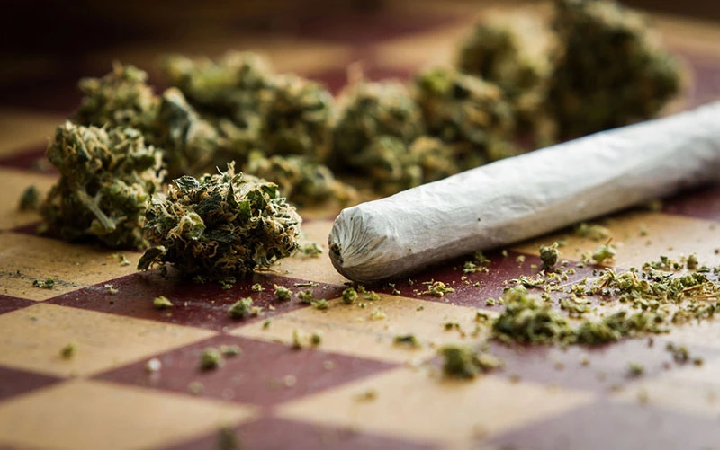 واکنش پلیس به مصرف‌کنندگان گل و حشیش در ورزشگاه‌ها