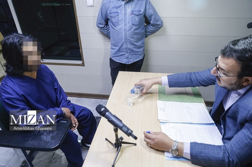 بخشش قاتلان داریوش مهرجویی و همسرش؛ پرونده قتل بسته شد 2 بخشش قاتلان داریوش مهرجویی و همسرش؛ پرونده قتل بسته شد