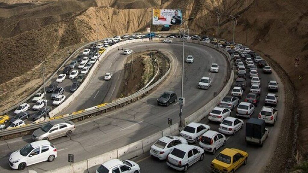 ترافیک سنگین جاده چالوس،یک طرفه شدن جاده های شمال