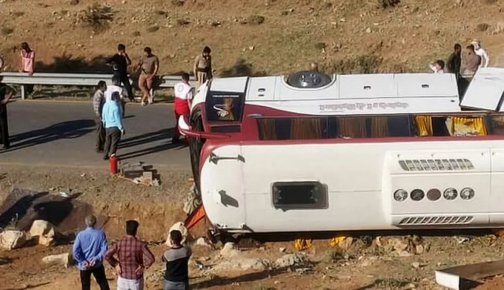 5 کشته و 33 مصدوم در اربعین،تصادف زائرین در اربعین