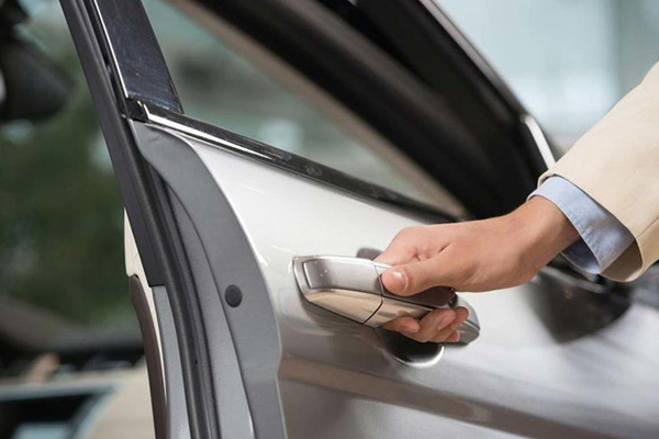 هشدار؛ باز شدن قفل کوییک با خطکش! استانداردها زیر سوال 2 هشدار؛ باز شدن قفل کوییک با خطکش! استانداردها زیر سوال