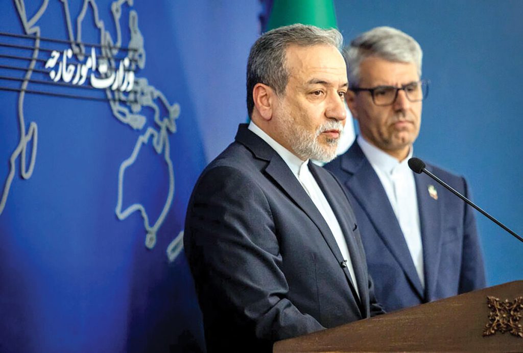 گاردین گزارش داد: طرح تازه ایران برای جلوگیری از فعال شدن مکانیسم ماشه! 2 63545026copy