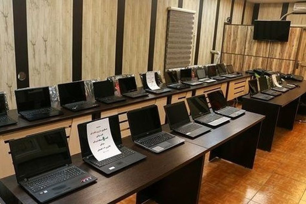 50 لپ تاپ سرقتی در تهران،دستگیری سارق و محکوم به 10 سال حبس