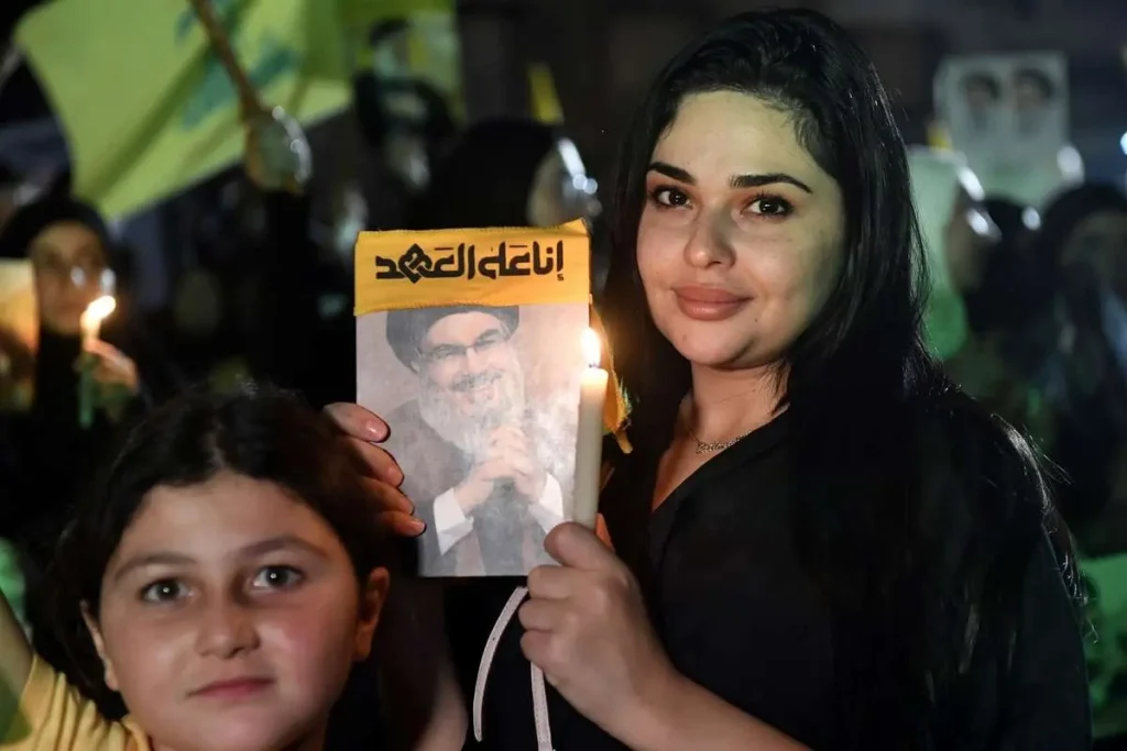 اولین سالگرد شهیدان نصرالله و صفی‌الدین در بیروت/ تاکید شیخ نعیم بر ادامه مقاومت