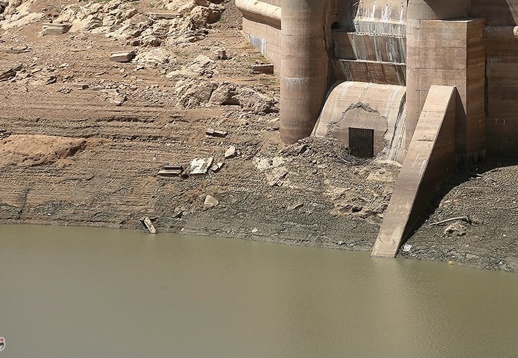 برداشت آب از سد کرج متوقف می‌شود؛ رسیدن به حجم مرده