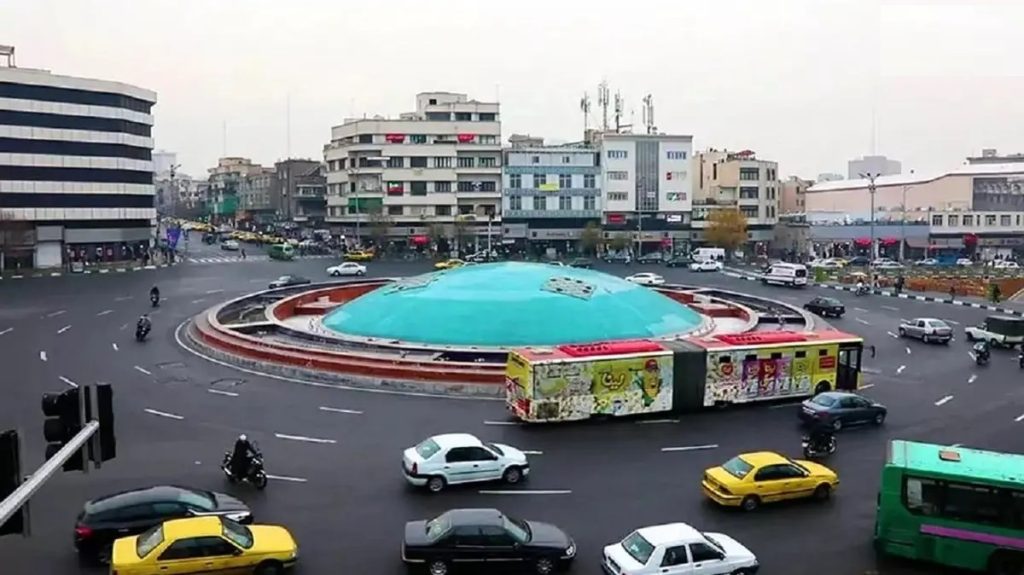 16 آبان کنسرت بزرگ خیابانی در میدان انقلاب!